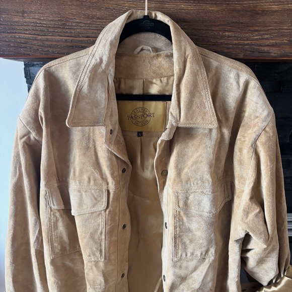 Vintage Light Brown Suede Perfectly Broken In Button Up Fits Oversized - Picture 2 of 10